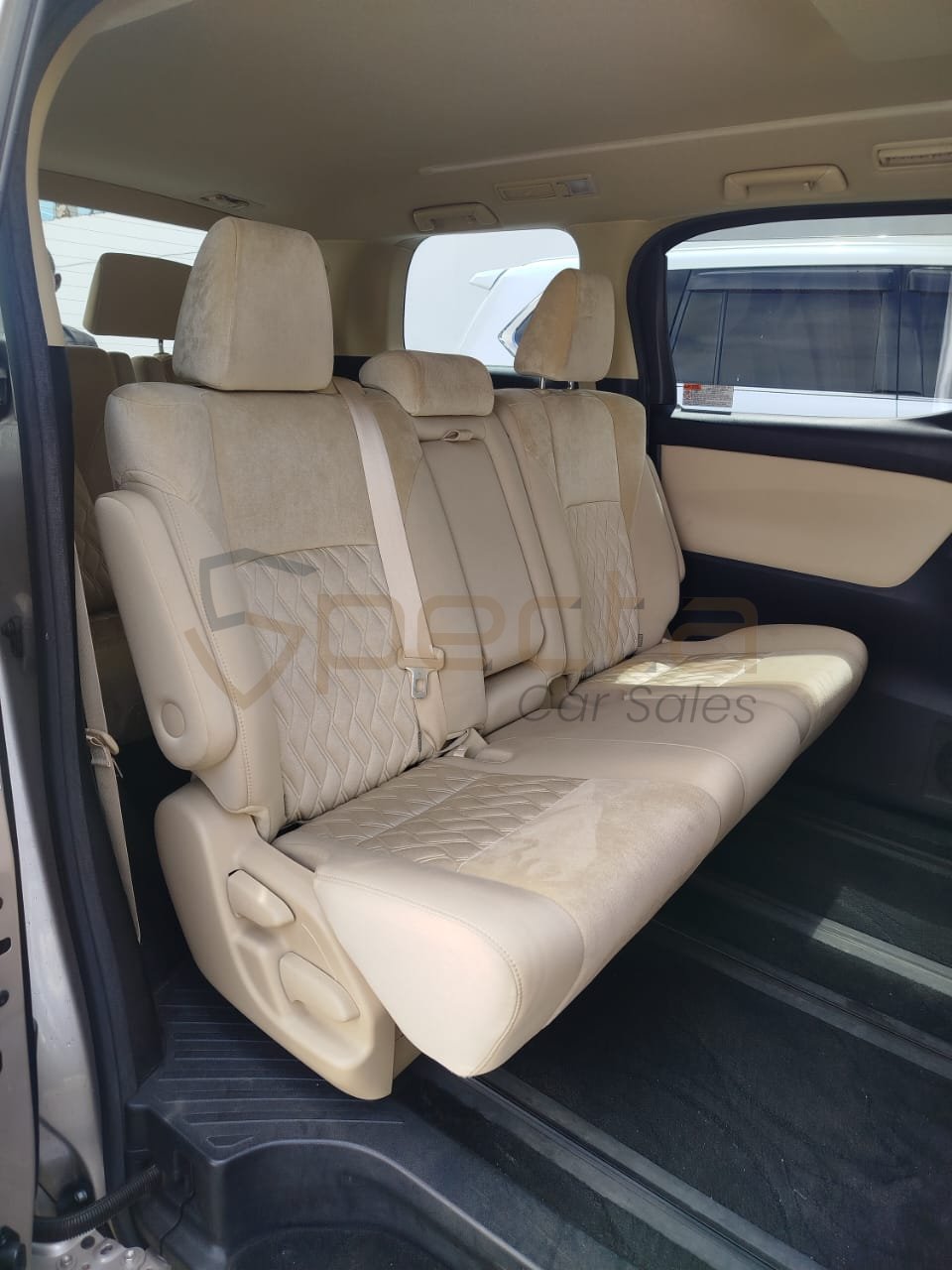 2019 Toyota Alphard