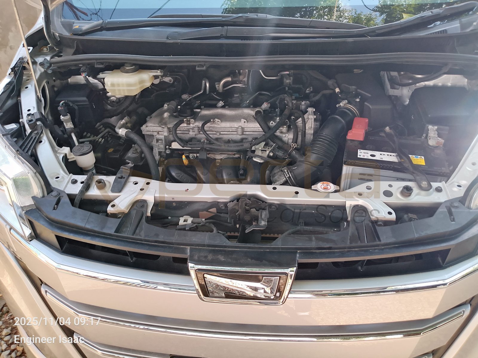 Toyota Noah 2018 Petrol Silver