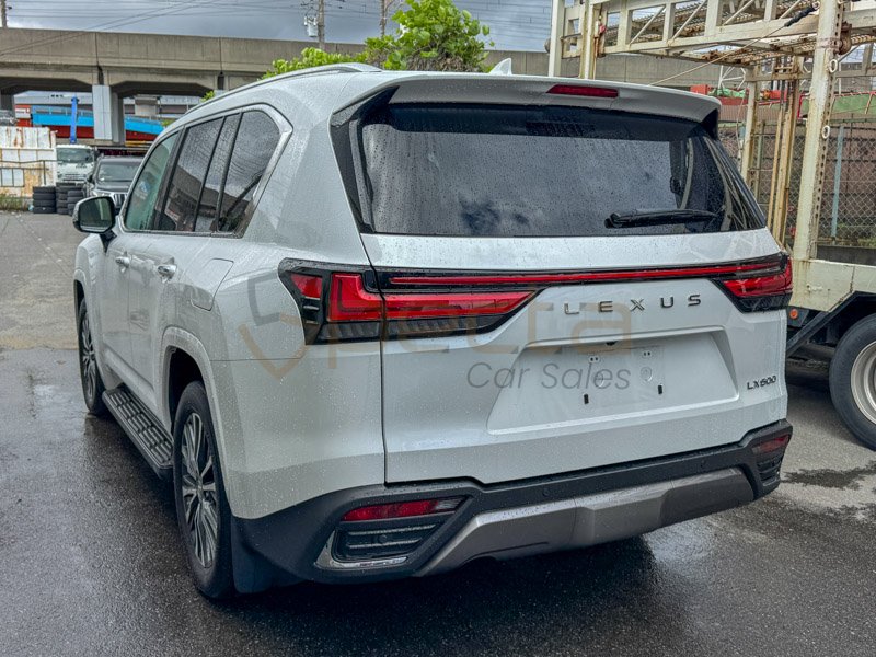 2022 Lexus LX600