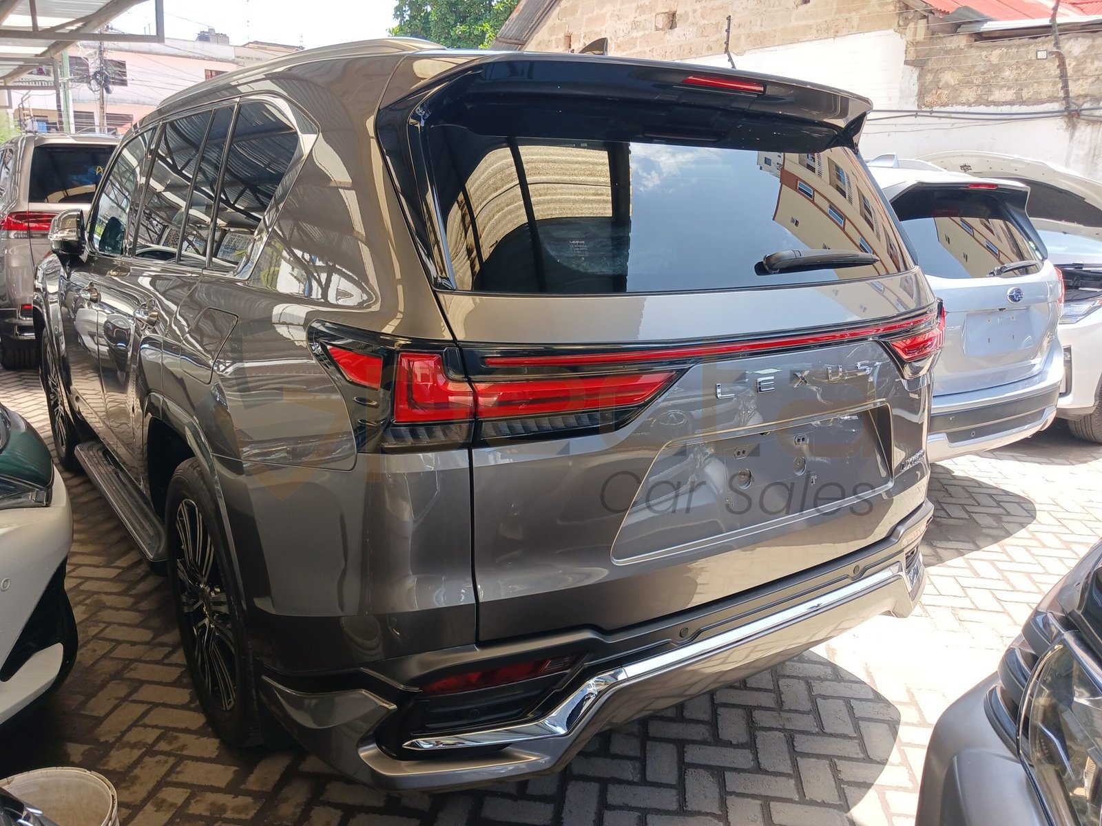 2023 Lexus LX600