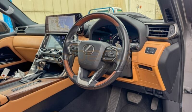 2023 Lexus LX600