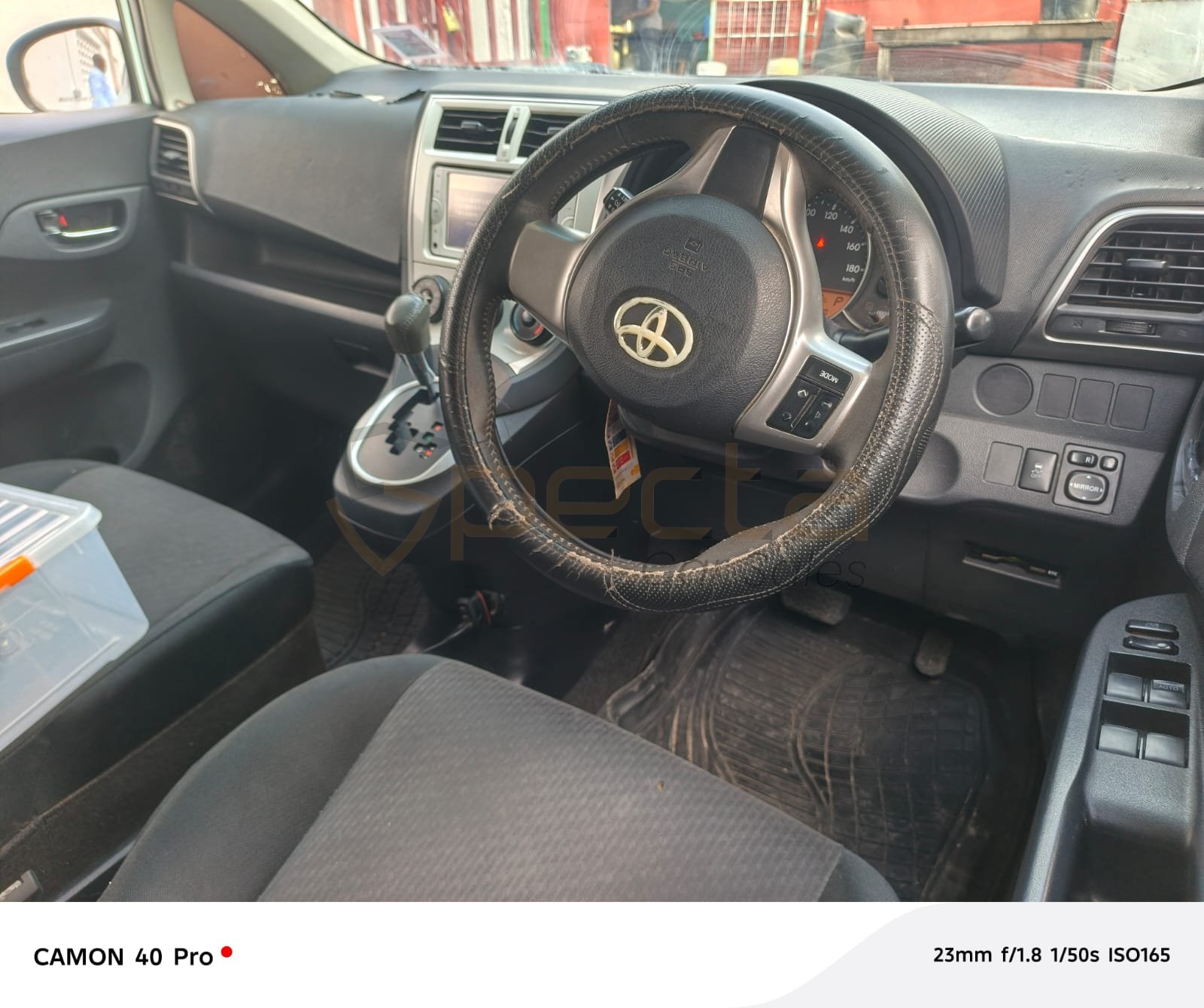 Locally used Toyota Ractis