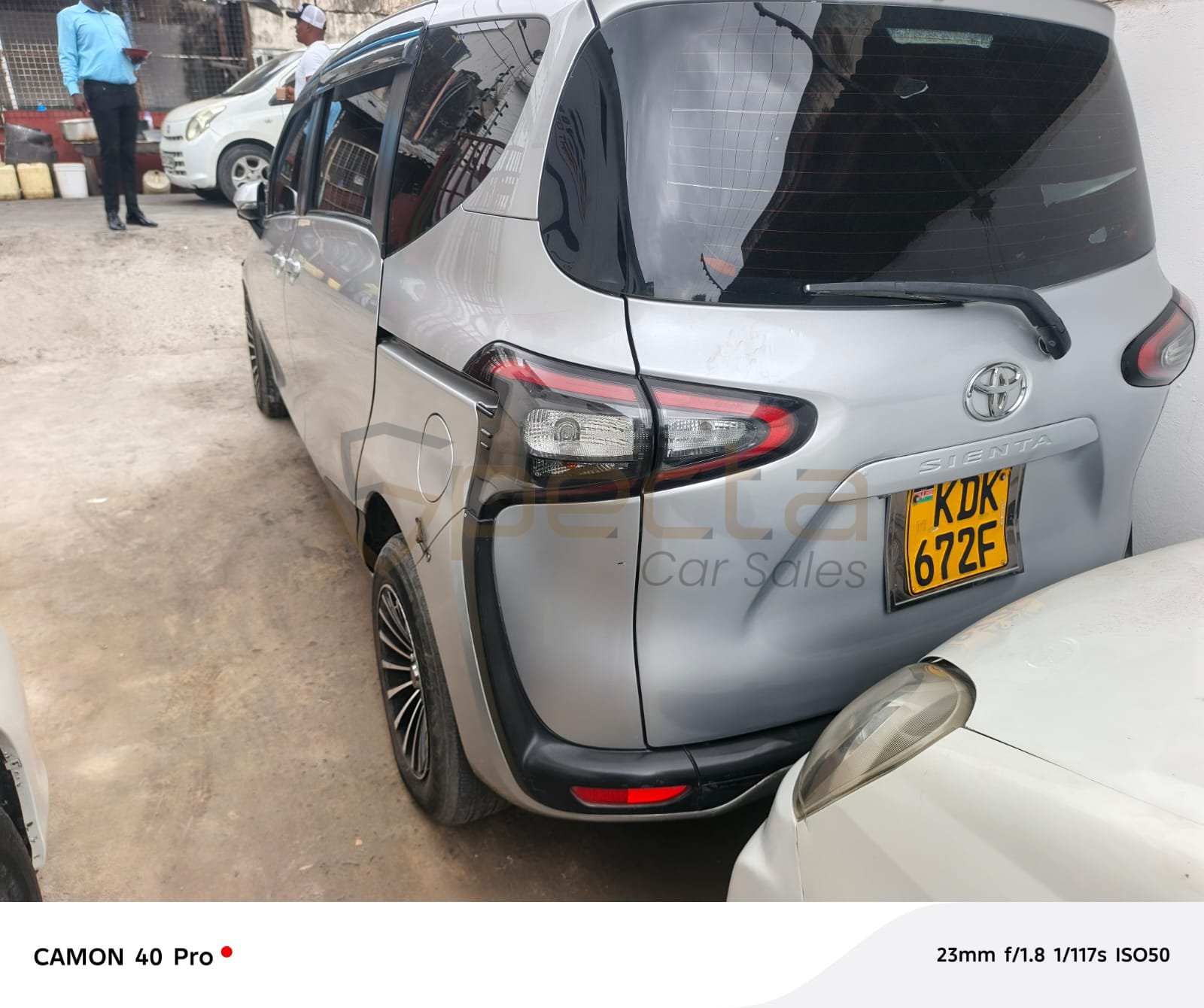 Locally Used Toyota Sienta