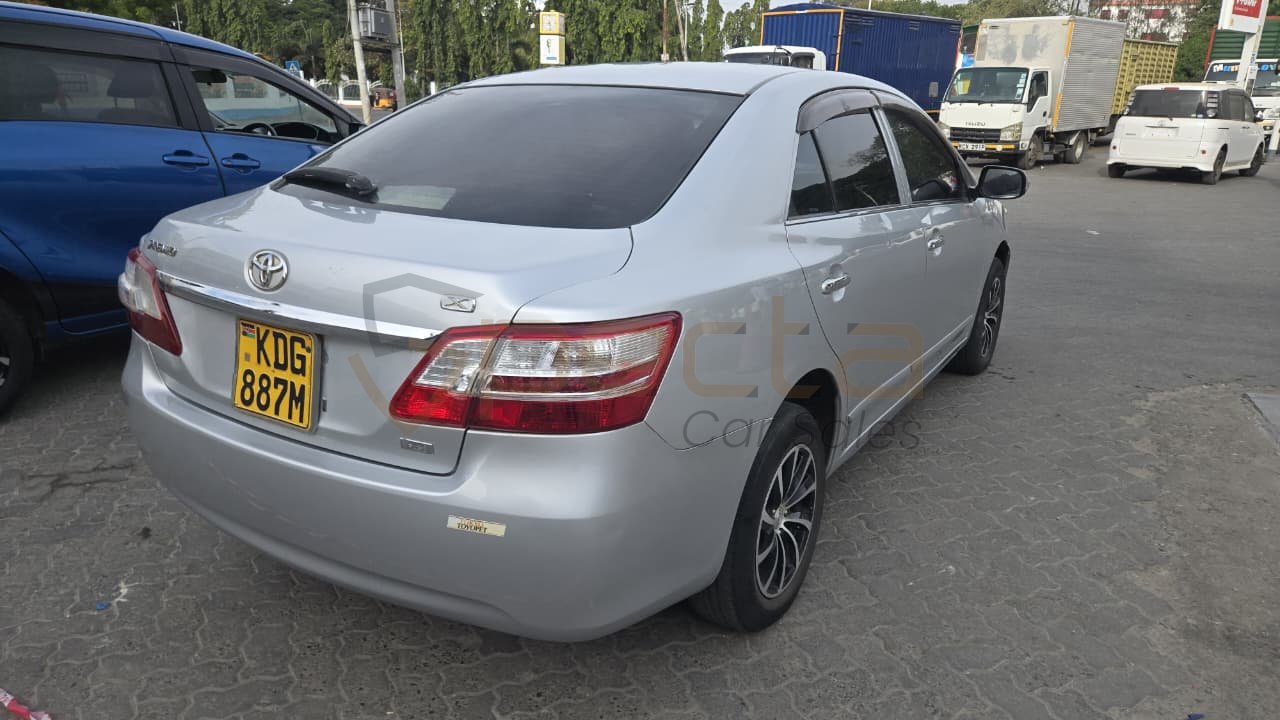 Locally used Toyota Premio 2014