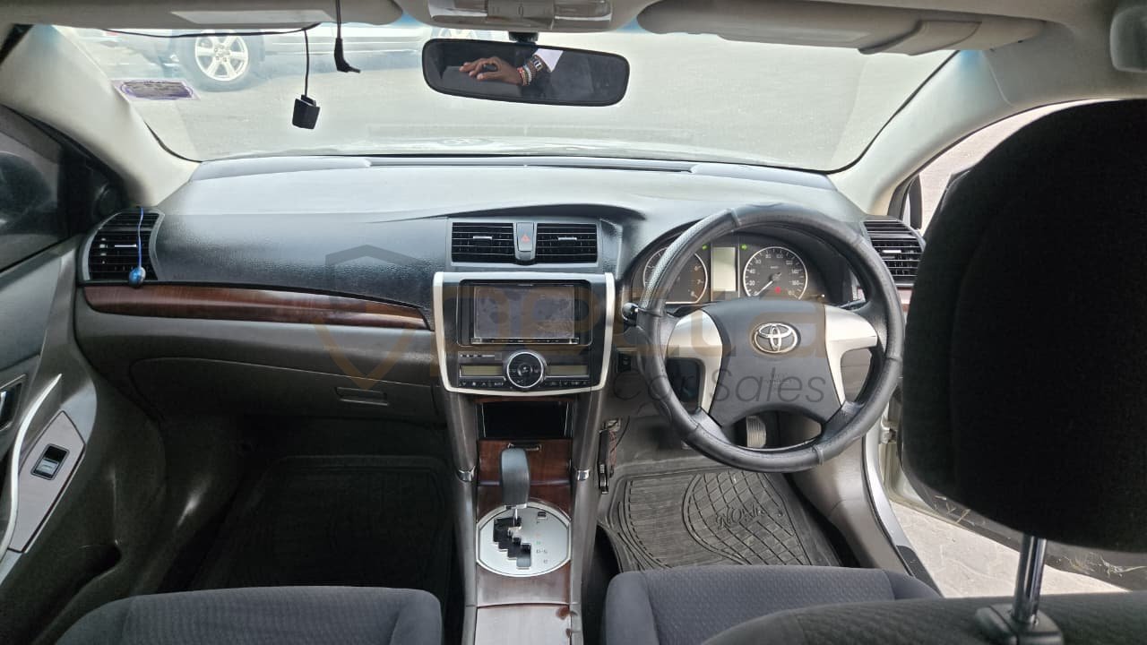 Locally used Toyota Premio 2014